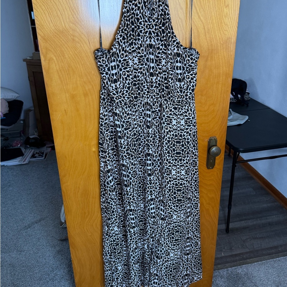 City Chic Animal Print Maxi Dress - Picture 5 of 7